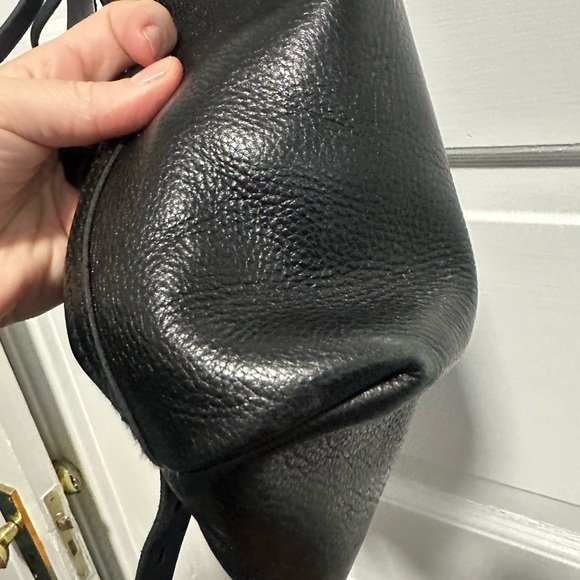 Madewell Black Leather Transport Tote. Drawstring. Interior pocket. - Picture 6 of 7